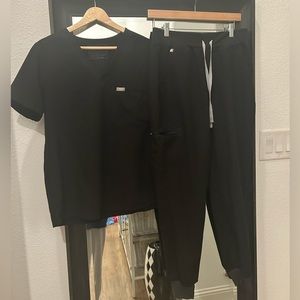 Women's Black Scrub Set